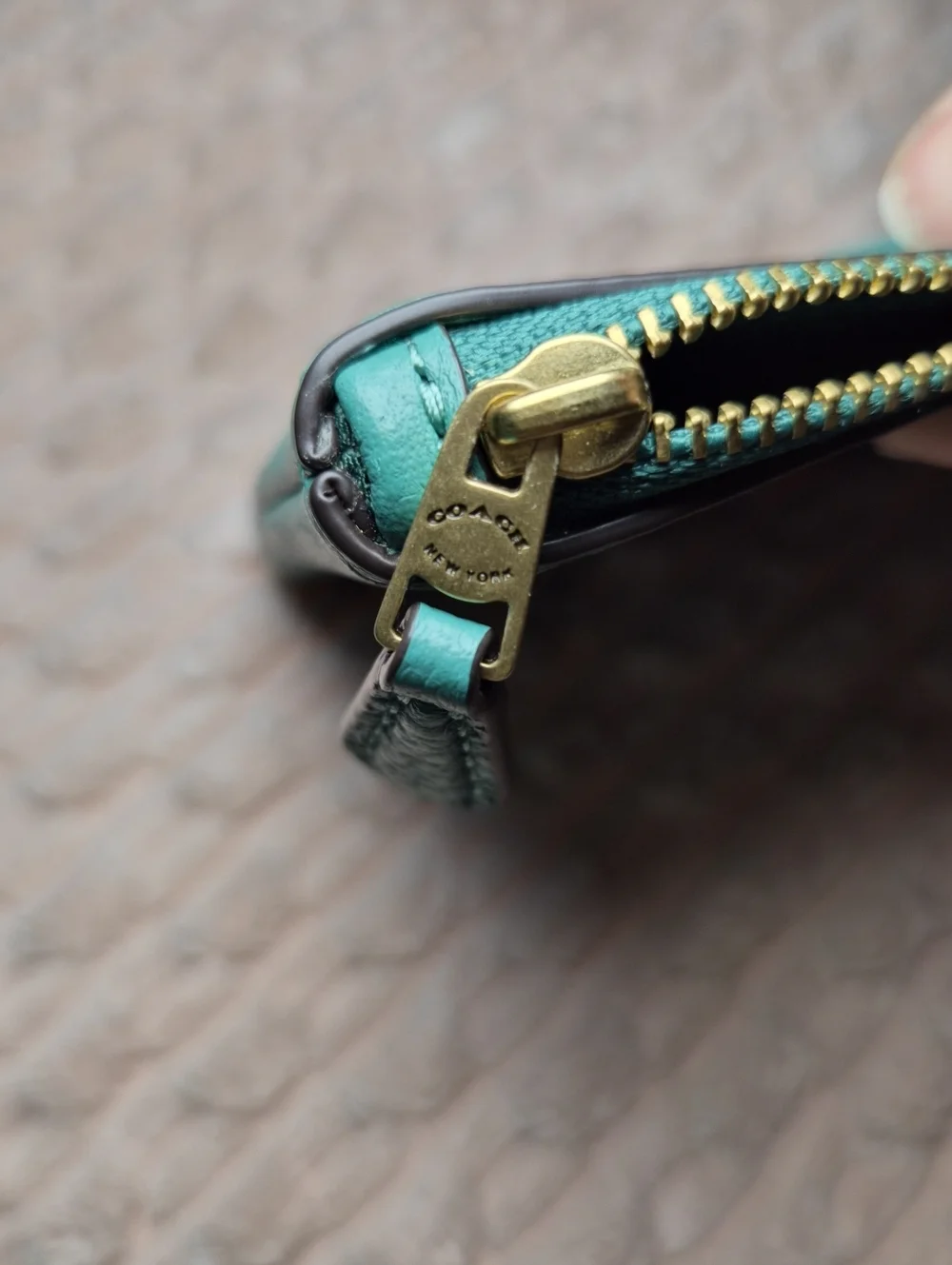 COACH Polished Pebble Leather Small Wristlet - Teal / Green